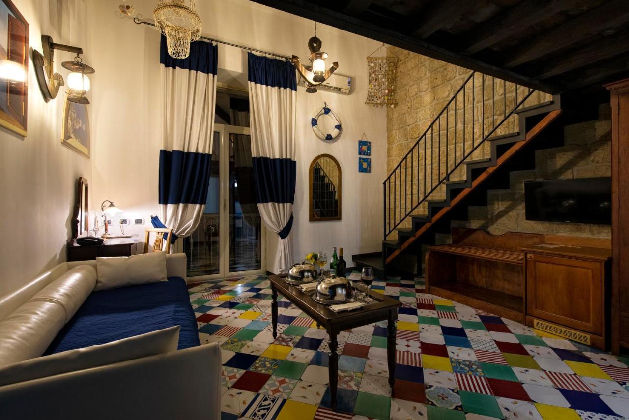 Junior Suite - Split Level,1209270502:JPEG