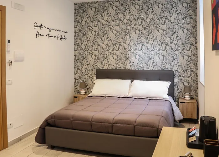 5 Santi Rooms